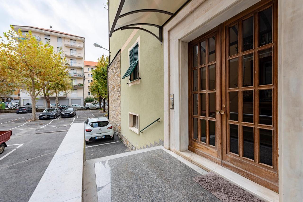 Joivy Cosy Flat With Parking In Chiavari Kültér fotó